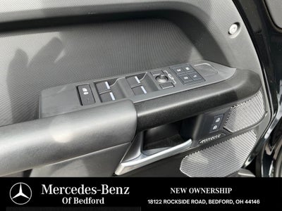 2023 Land Rover Defender 110 V8