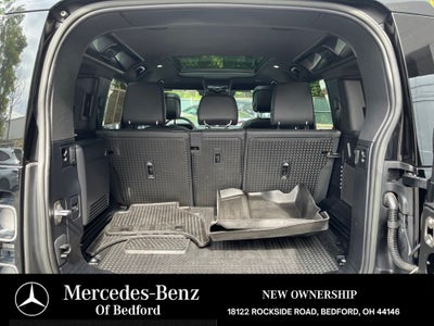 2023 Land Rover Defender 110 V8