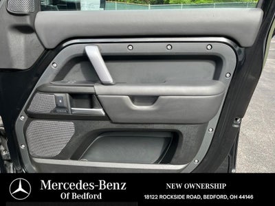 2023 Land Rover Defender 110 V8