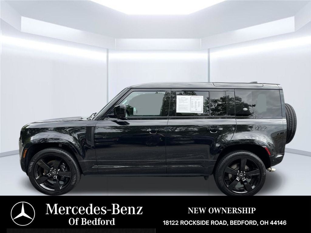 2023 Land Rover Defender 110 V8