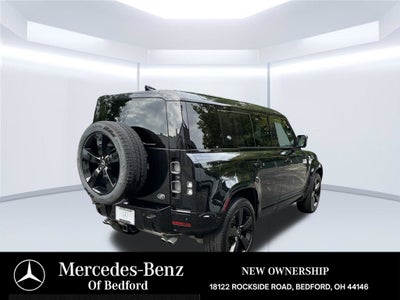 2023 Land Rover Defender 110 V8