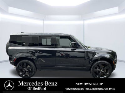 2023 Land Rover Defender 110 V8