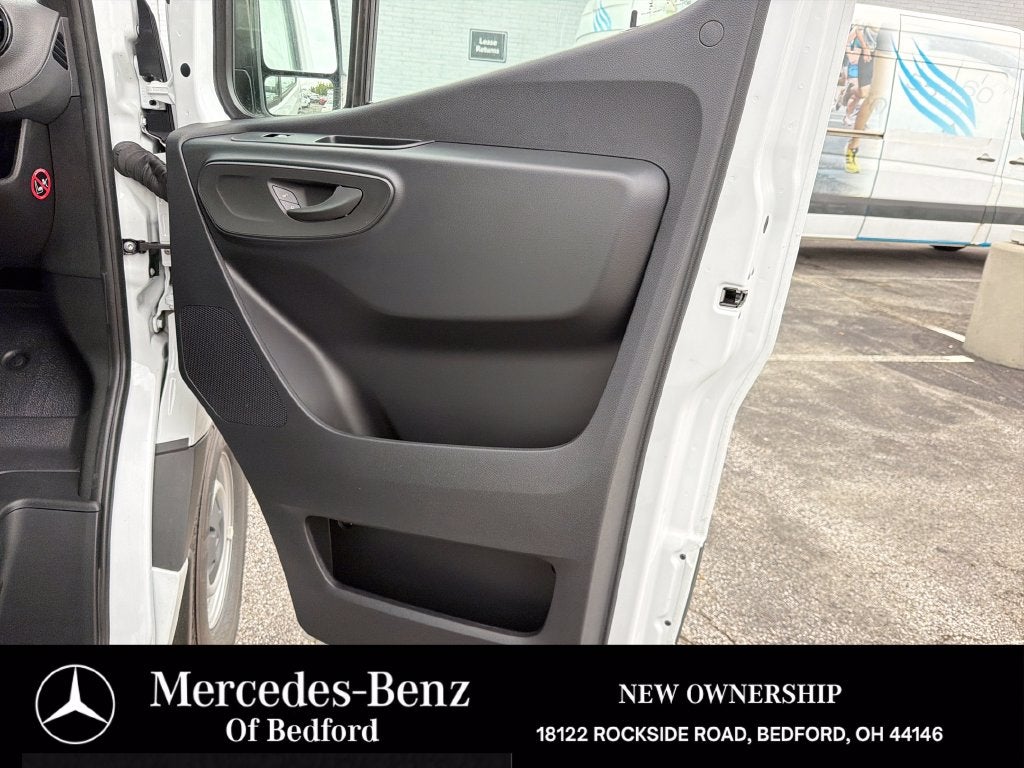 2026 Mercedes-Benz Sprinter 2500 Cargo 144 WB