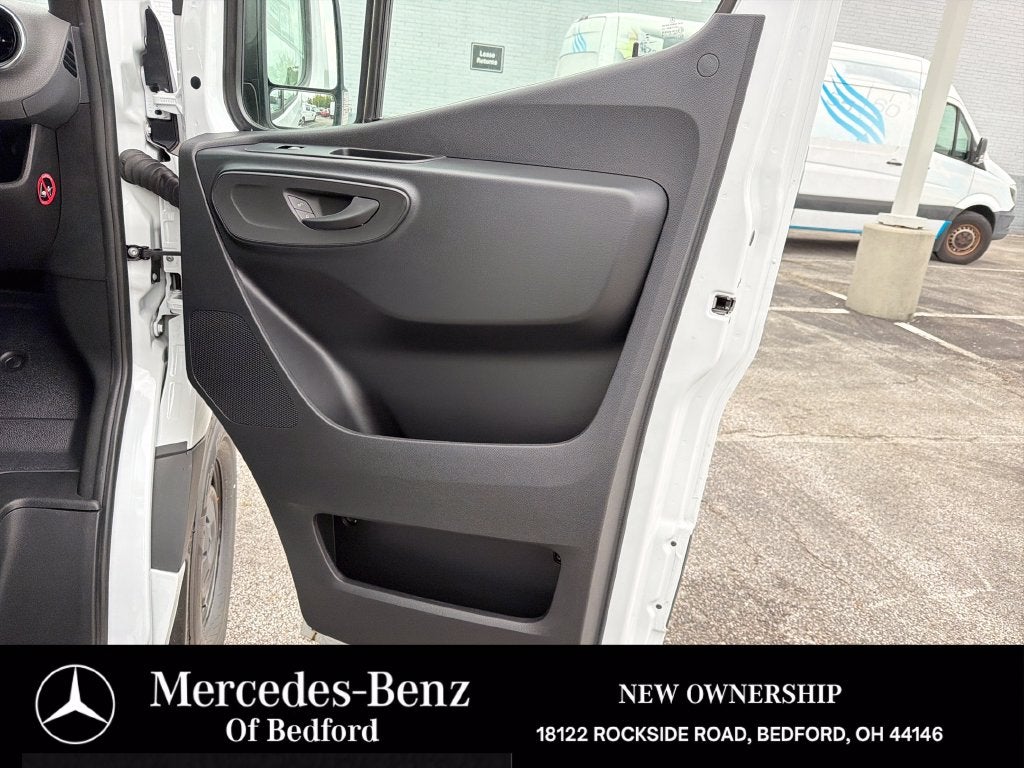 2026 Mercedes-Benz Sprinter 2500 Cargo 144 WB