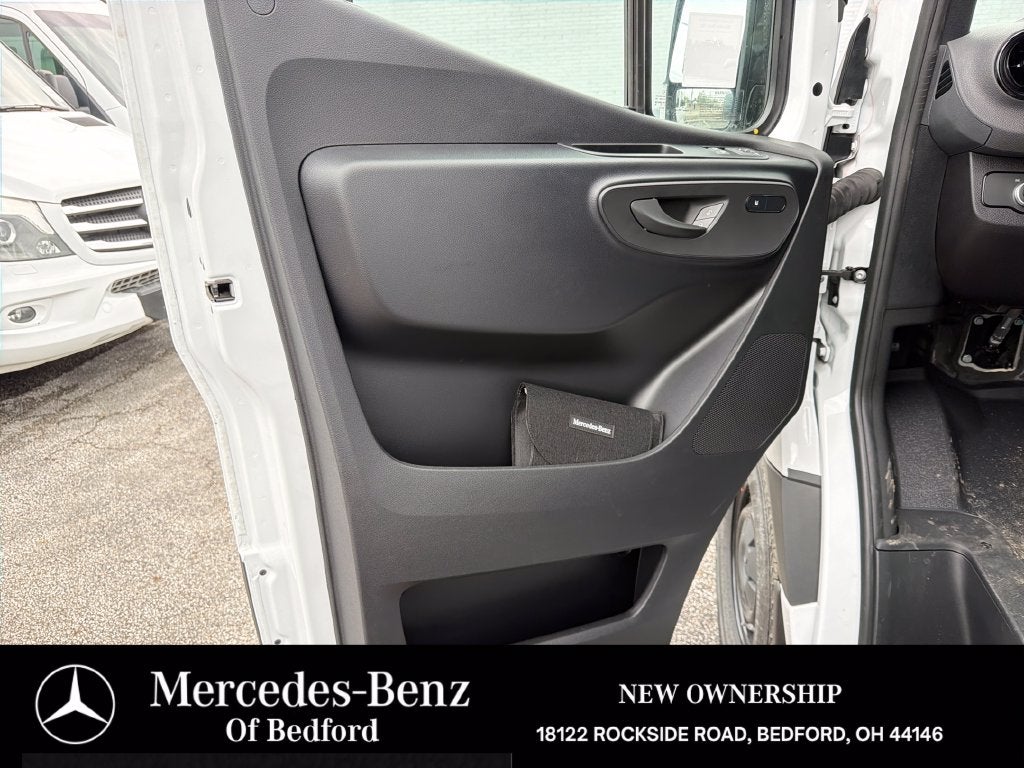 2026 Mercedes-Benz Sprinter 2500 Cargo 144 WB