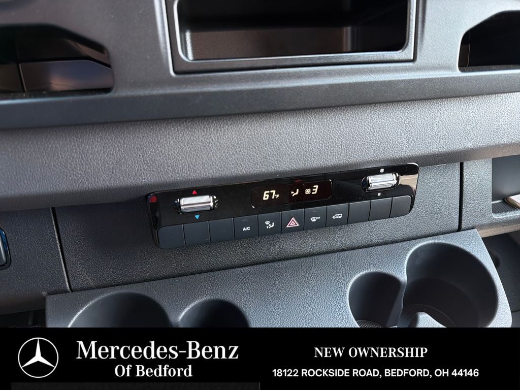 2025 Mercedes-Benz Sprinter 2500 Cargo 144 WB