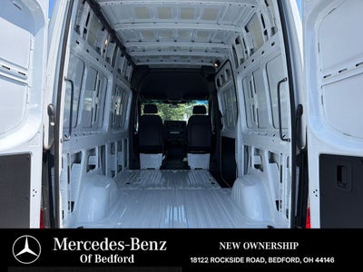 2025 Mercedes-Benz Sprinter 2500 Cargo 144 WB