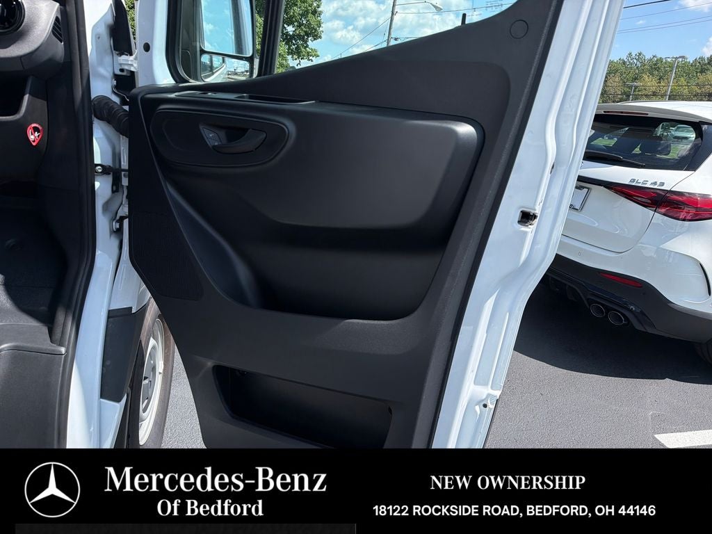 2025 Mercedes-Benz Sprinter 2500 Cargo 144 WB