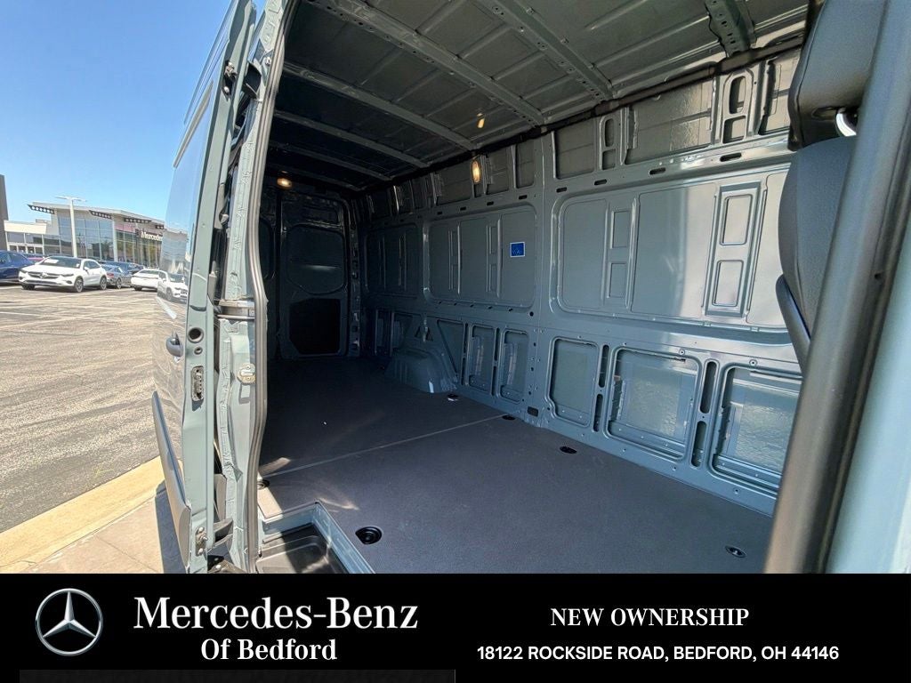 2026 Mercedes-Benz Sprinter 2500 Cargo 170 WB High Roof
