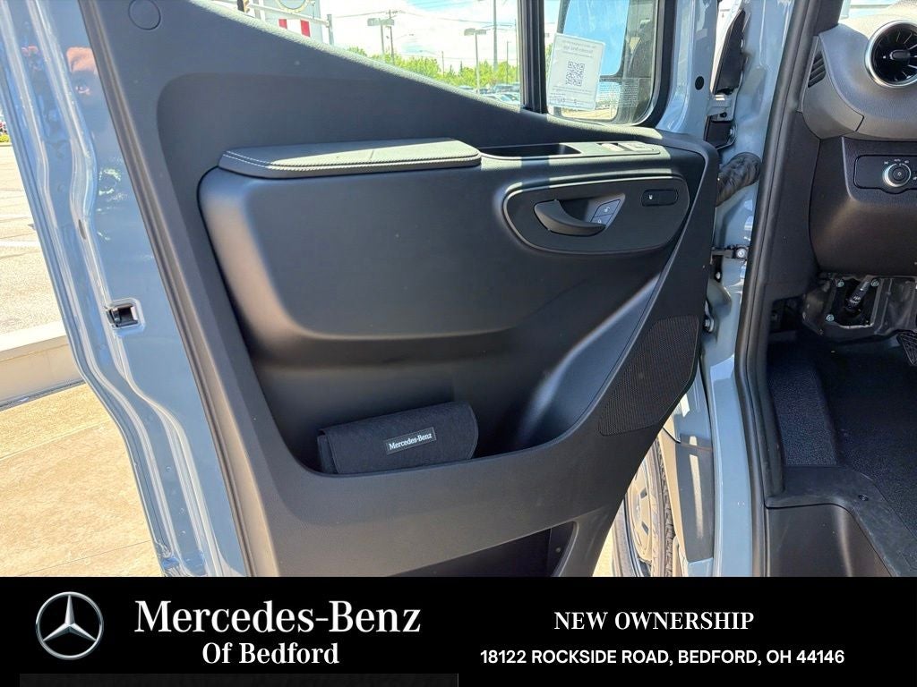 2026 Mercedes-Benz Sprinter 2500 Cargo 170 WB High Roof
