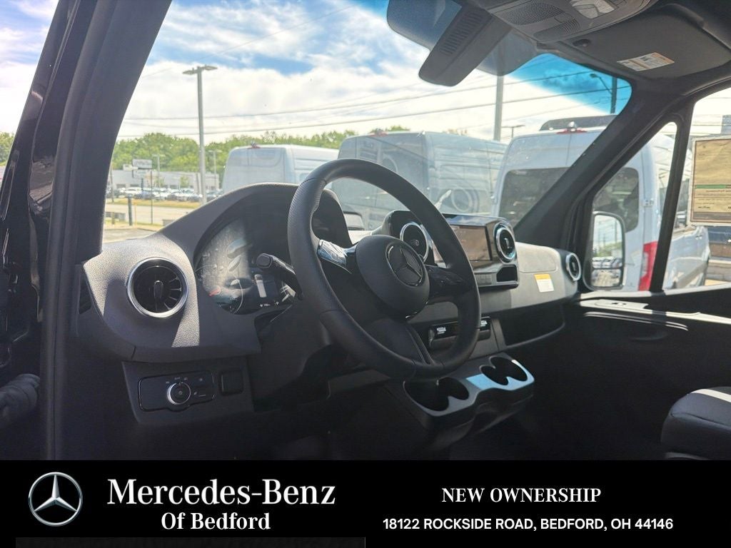 2026 Mercedes-Benz Sprinter 3500 Cargo 170 WB Extended