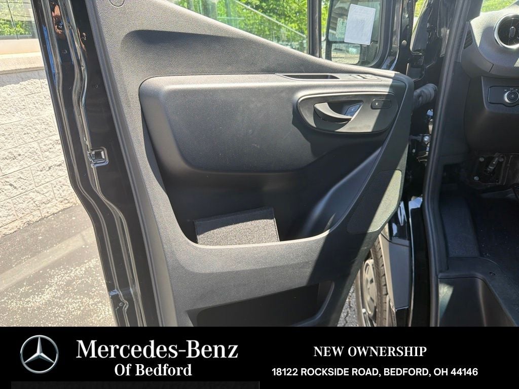 2026 Mercedes-Benz Sprinter 3500 Cargo 170 WB Extended