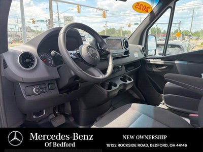2025 Mercedes-Benz Sprinter 2500 Passenger 144 WB