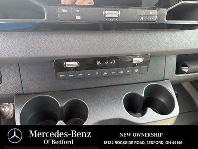 2025 Mercedes-Benz Sprinter 2500 Passenger 144 WB