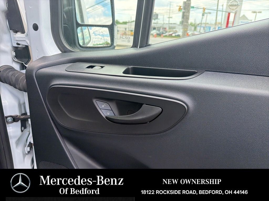 2025 Mercedes-Benz Sprinter 2500 Passenger 144 WB