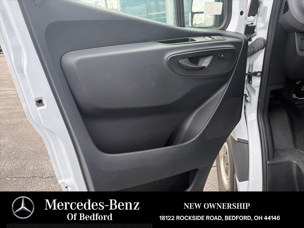 2025 Mercedes-Benz Sprinter 2500 Passenger 144 WB