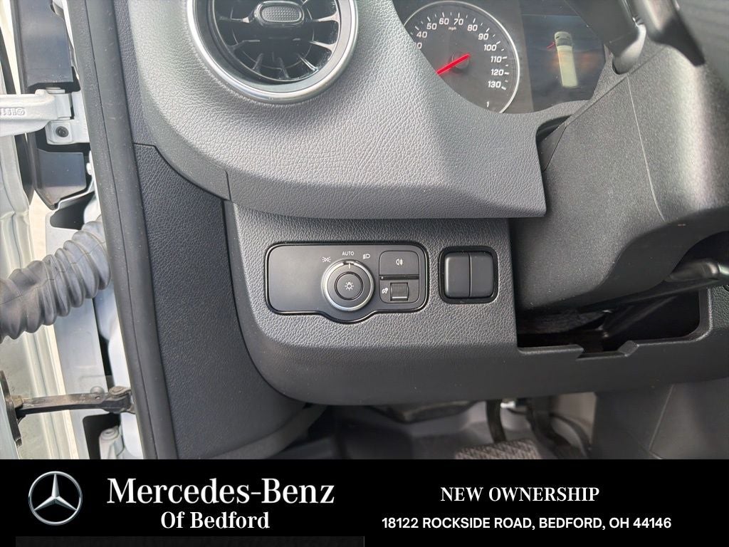 2025 Mercedes-Benz Sprinter 2500 Passenger 144 WB