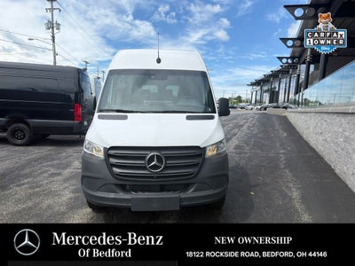 2024 Mercedes-Benz Sprinter 2500 Passenger 144 WB