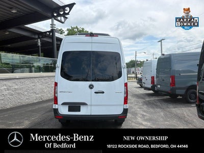 2024 Mercedes-Benz Sprinter 2500 Passenger 144 WB