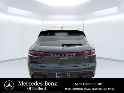 2023 Porsche Macan Base