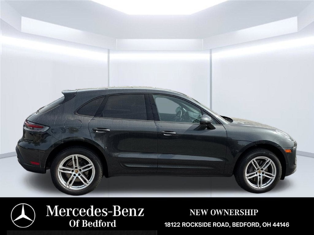 2023 Porsche Macan Base