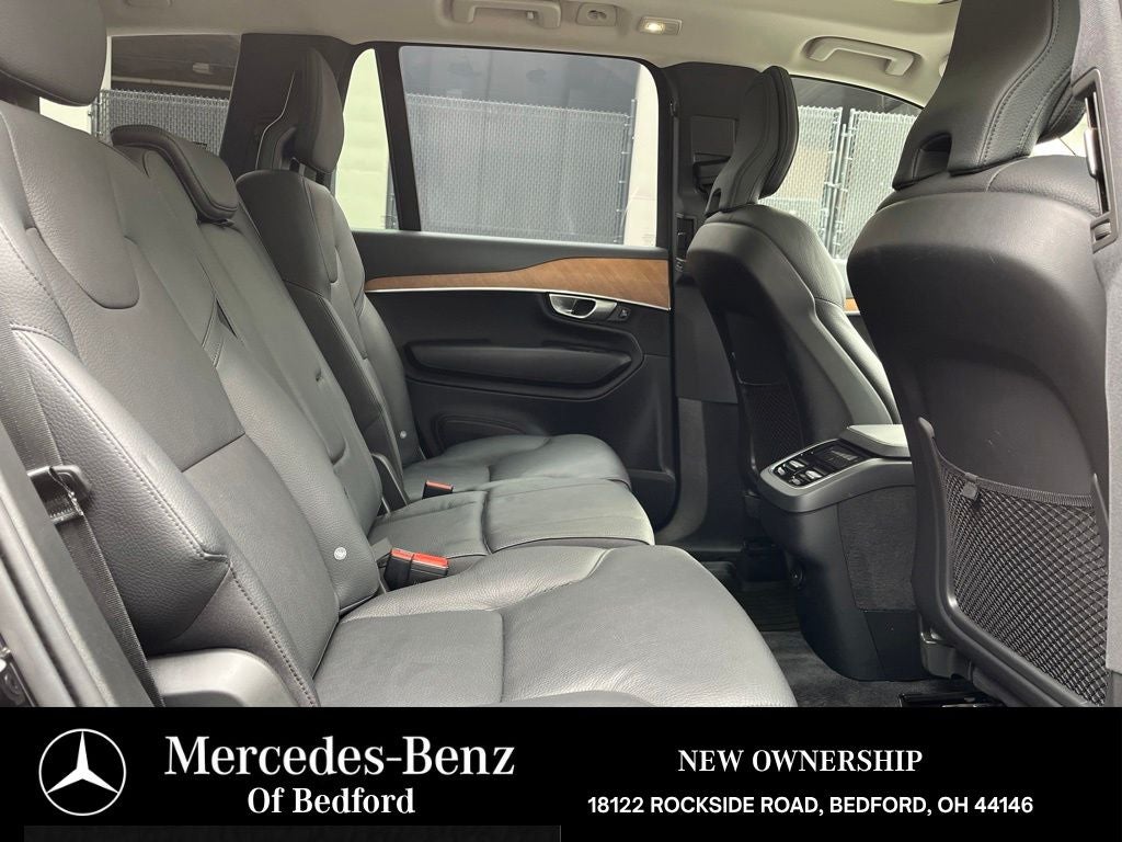 2024 Volvo XC90 B5 Plus