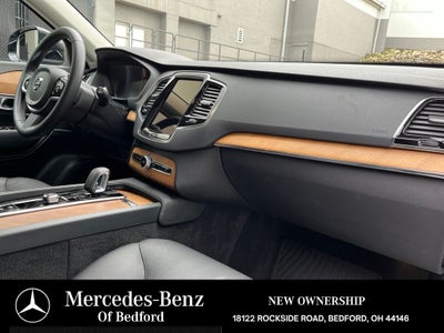 2024 Volvo XC90 B5 Plus