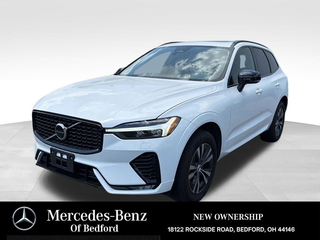 2025 Volvo XC60 B5 Core Dark AWD's photo